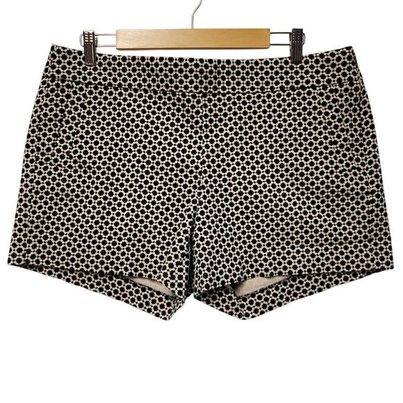 J. Crew Pants - J.Crew Geometric Stretch Shorts Pockets Summer Preppy Side Zip Classic Size 14